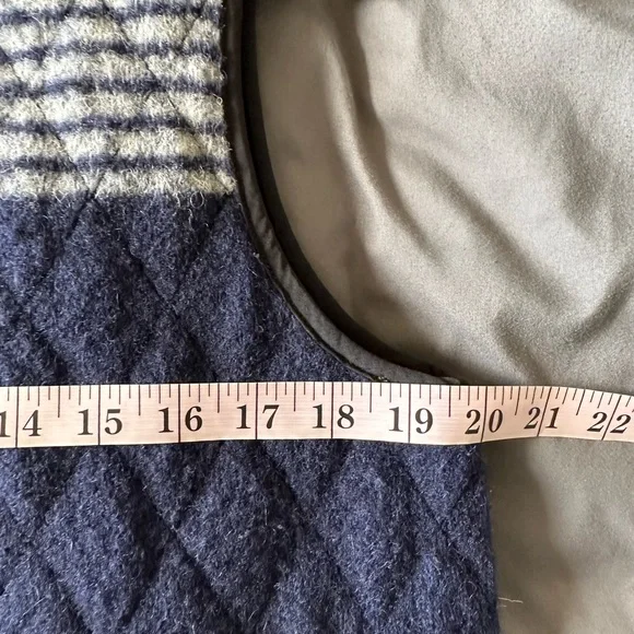 Madewell Blue/White Reversible Vest in Stripe Wool/Quilted Size Small EUC - Picture 13 of 15